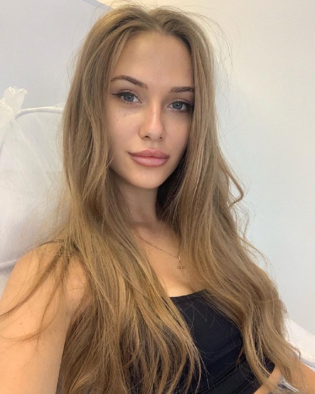 AVRUPA YAKASI MİNE